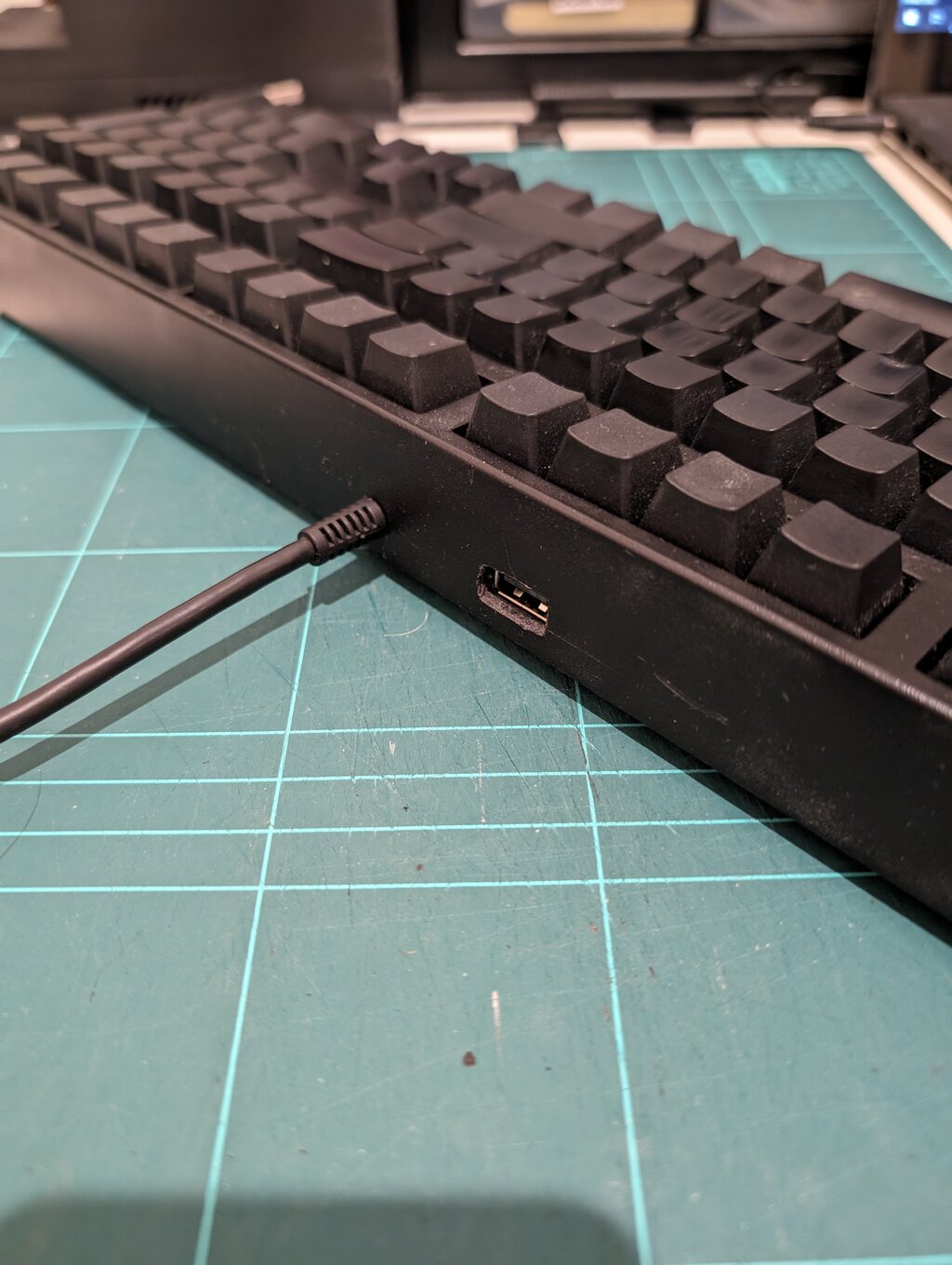 Finished keyboard with rear USB port